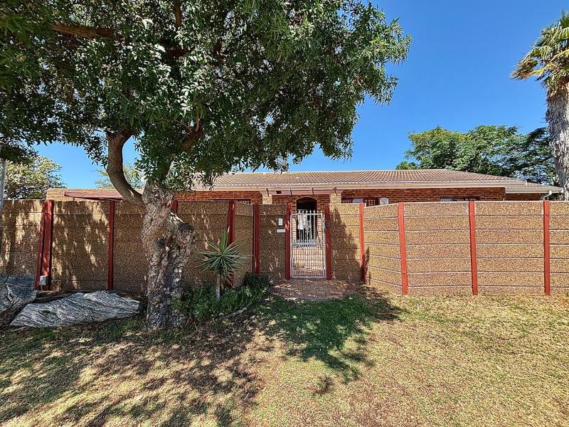 4 Bedroom Property for Sale in Richwood Western Cape